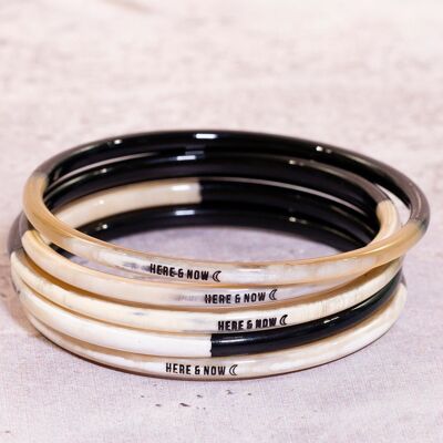 1 Horn bangle 3mm "HERE & NOW" - Black