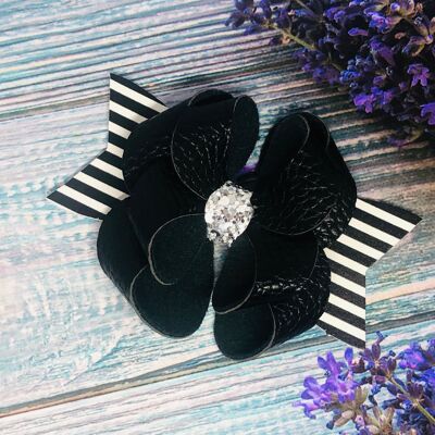 Black and White Stripes franchi posy bow