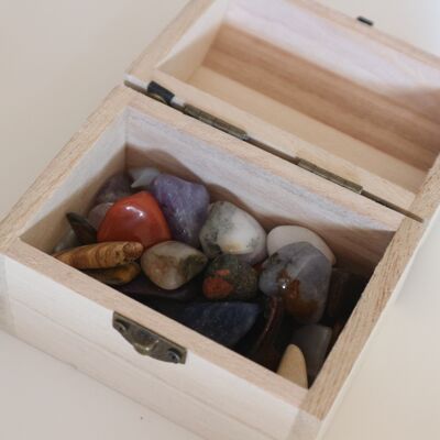 Treasure chest with tumbled stones - small