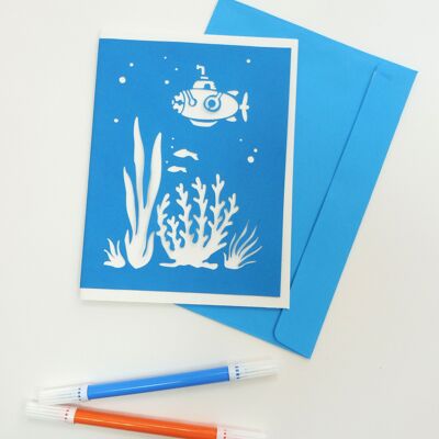 Cartolina fustellata con design sottomarino