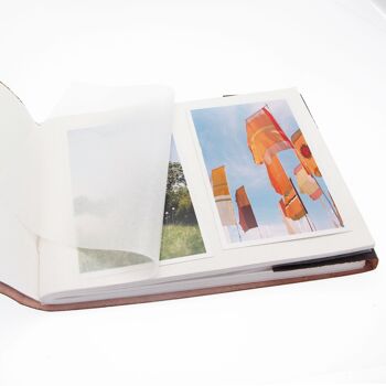 Album photo moyen en cuir gaufré Indra avec pierre semi-précieuse 4