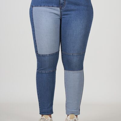 Slim-Fit-Jeans mit kontrastierenden Patches - Light Indigo