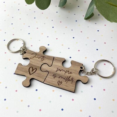 Double puzzle-shaped keychain - model 01