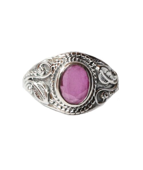 Victorian Style Oval Silver Ring with Stone - Pink Jade