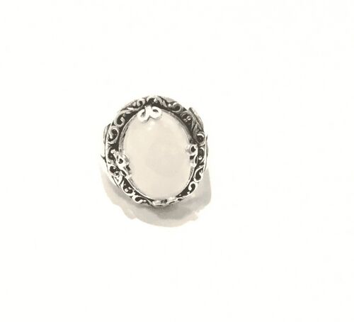 Precious Silver Rings with Colored Stone - White