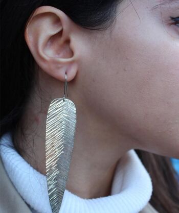 Superbes boucles d'oreilles longues feuilles - Or 4