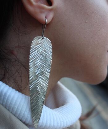 Superbes boucles d'oreilles longues feuilles - Or 5