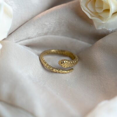 Elegant Adjustable Snake Ring - Gold