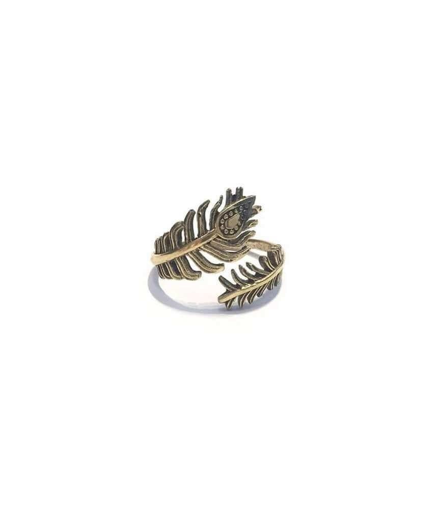 Delicate Leaf Ring - Gold