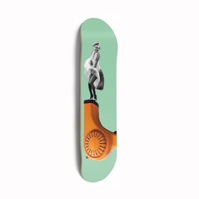 Skate for wall decoration: Skate "Marilyn in the air" green