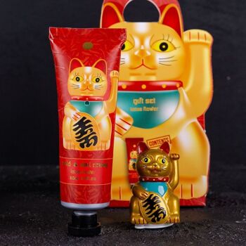 Coffret cadeau WINKEKATZE / MANEKI NEKO dans une boîte cadeau 3