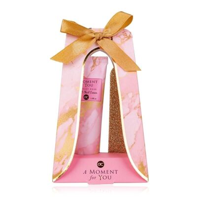 Hand care set A MOMENT FOR YOU in a gift box