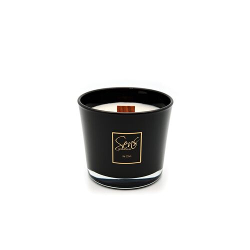 Bougie Classique Noire 275g
Fragrance : Iris Chic