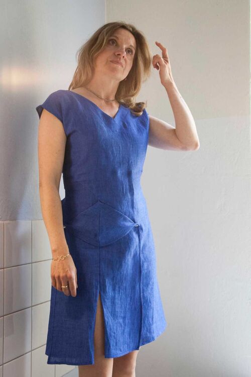 Blaues Leinenkleid