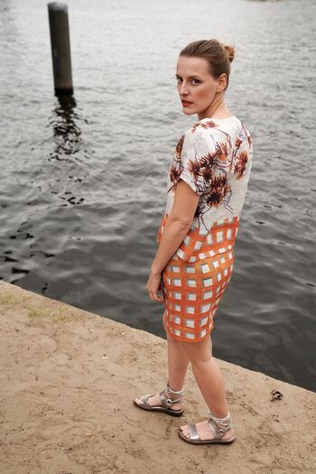 Blouse en lin à fleurs en orange 4