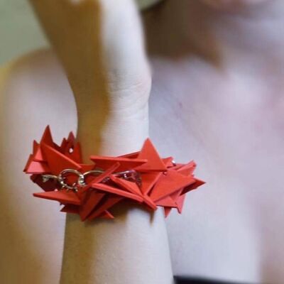 Triangles bracelet red