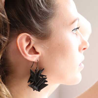Black medium soft earrings