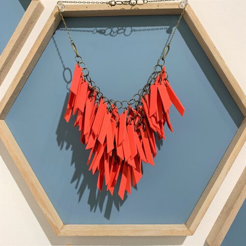 Red extremely light weigth necklace