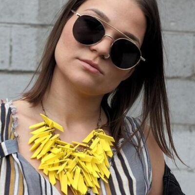 COLLAR AMARILLO CLARO EXTREMADAMENTE LIGERO