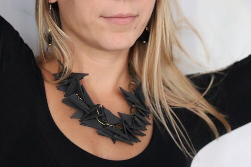 BLACK TRIANGLES SOFT NECKLACE Stainless Steel