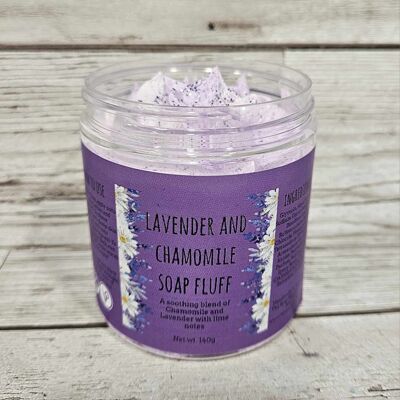 Lavendel- und Kamille-Seife Fluff