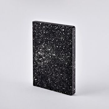 Voie Lactée - Graphique L | carnet nuuna A5+ | Journal pointillé | Grille de points de 3,5 mm | 256 pages numérotées | Papier premium 120g | cuir noir | produit durablement en Allemagne 1