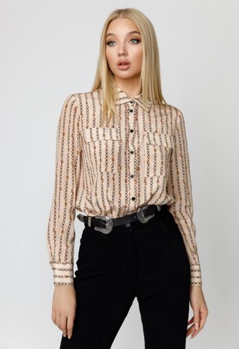 Blouse en soie avec poche poitrine à chaîne 1