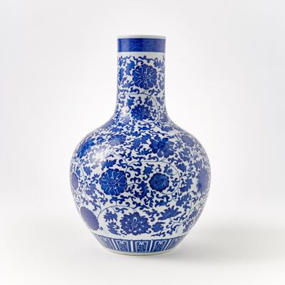 Giant Tianqiuping Vase - Blue and White