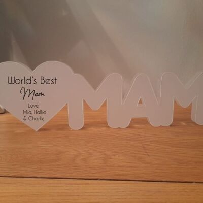 Freestanding Mam with 1 Heart 10mm Clear