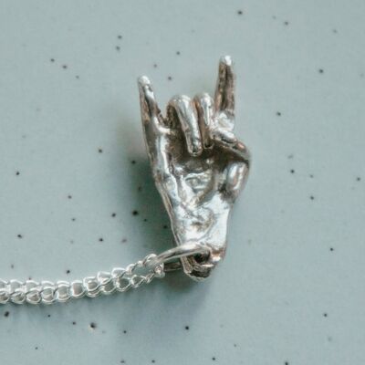 Teufelshorn Hand Halskette in Silber oder Gold