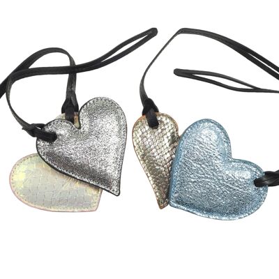 Assortimento di 5 portachiavi HEART in pelle riciclata. per festeggiare l'amore a San Valentino a 2,4€ l'uno