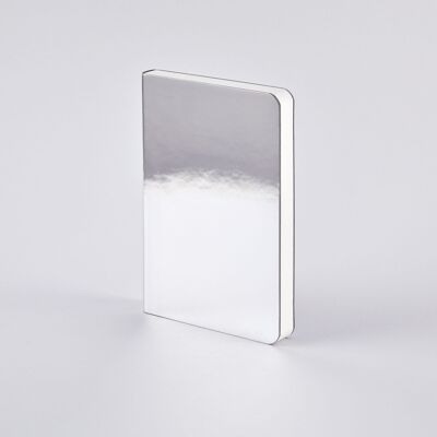 Shiny Starlet S - Argento | quaderno nuuna A6 | Giornale punteggiato | Griglia di punti da 2,5 mm | 176 pagine numerate | Carta premium da 120 g | effetto metallico | prodotto in modo sostenibile in Germania