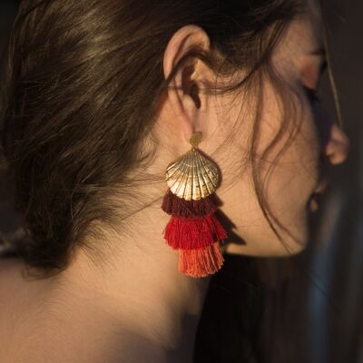 MAXI POMPOM SHELLS earrings