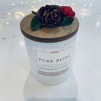 Black Plum & Rhubarb scented candle
