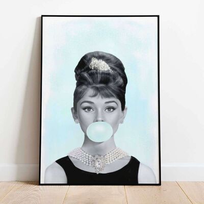 Audrey Hepburn Blue Bubble Gum Poster (42 x 59.4cm)