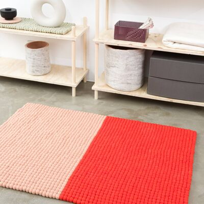 Tapis boule feutre contraste - rose / rouge - 90 x 130 cm