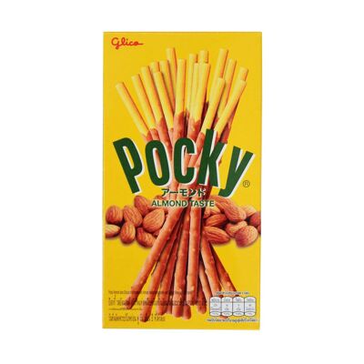 Pocky aux amandes