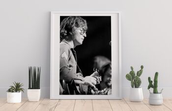 The Beatles - John Lennon jouant de la guitare - 11X14" Art Print