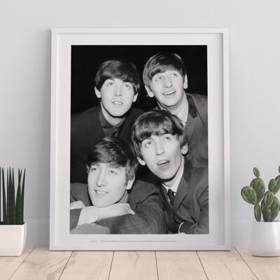Die Beatles – Blick von der Kamera weg – Premium-Kunstdruck