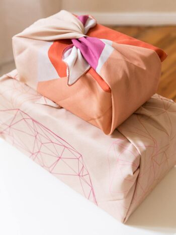 Ensemble furoshiki coloré (beige, violet, rouge, rose), 2 tailles en coton (ensemble n°1 : lowpoly 70cm + gros objets 50cm) 5