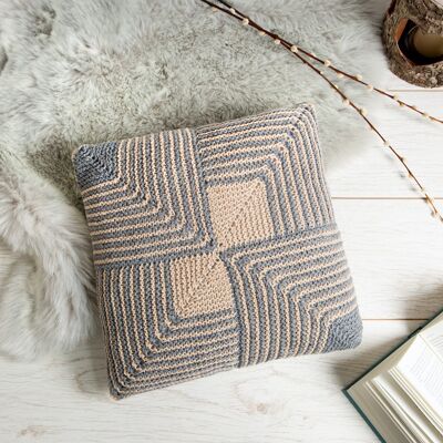 Geometric Cushion Cover Knitting Kit