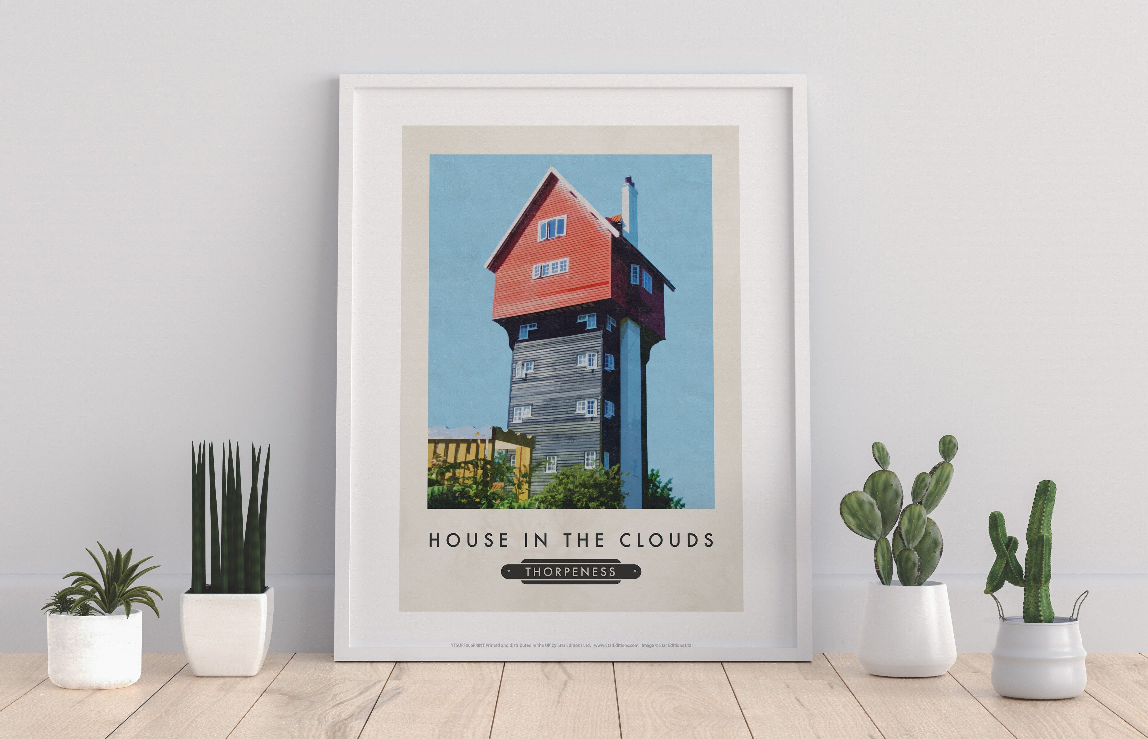 Haus in den Wolken, Thorpeness – Premium-Kunstdruck im Format 11 x 14 Zoll