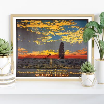 Puesta de sol sobre Guernsey - 11X14" Premium Art Print
