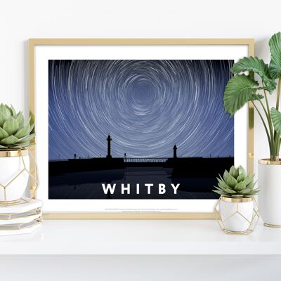 Whitby, Night Timelapse von Künstler Richard O'Neill Kunstdruck