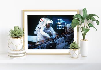 Homme de l'espace - 11X14" Premium Art Print