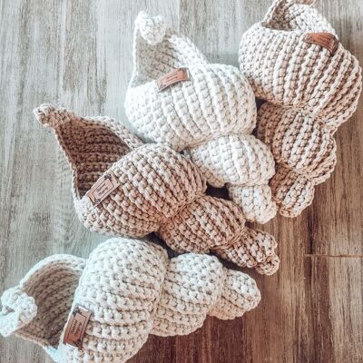 Bohemian style “shell” decorative basket, whulk M