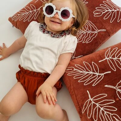 Scalable organic cotton bloomers in brick red