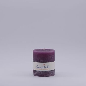 Bougie pilier violette rustique | Diamètre environ 65, hauteur environ 80 1