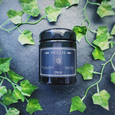 "Veillée" Candle - Oud Wood, Patchouli & Scots Pine, Lepidolite, Kunzite & Moonstone