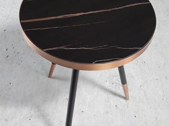 Table d'angle ronde en porcelaine marbre noir modèle 2069 2